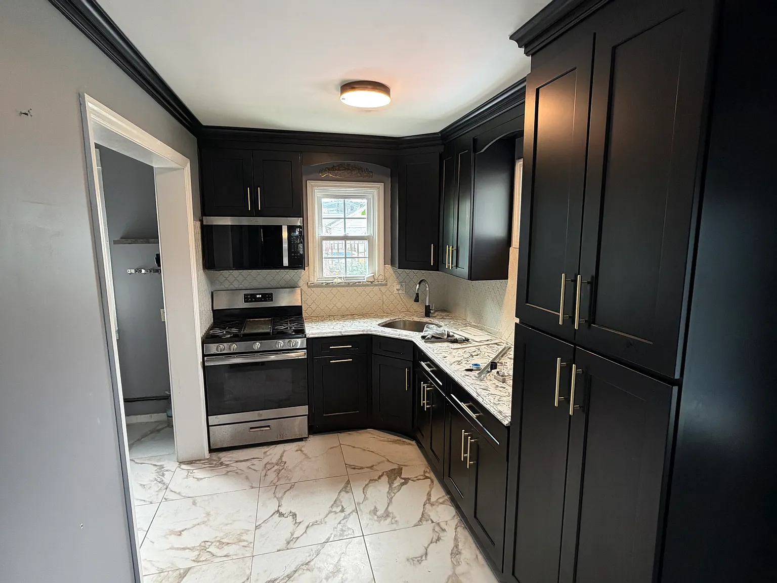 1 bed, $2,300 — Photo 1