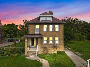 1200 Lenox St, Detroit, MI 48215