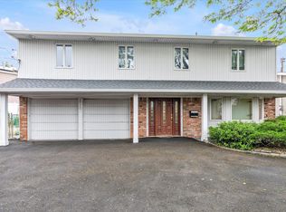 2917 Frankel Blvd, Merrick, NY 11566
