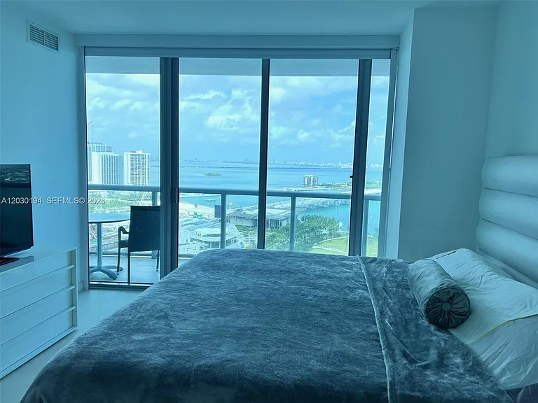 888 Biscayne Blvd #2911 — Photo 10