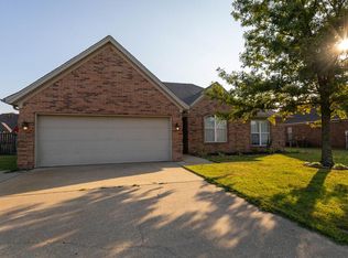 808 Belle Rive Dr, Marion, AR 72364