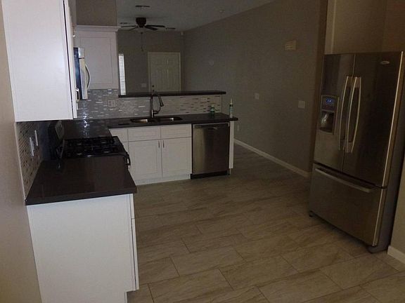 3rd image of 14016 N 132nd Ln