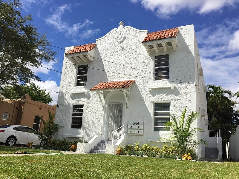 1st image of 5434 NW 5th Ave APT 3