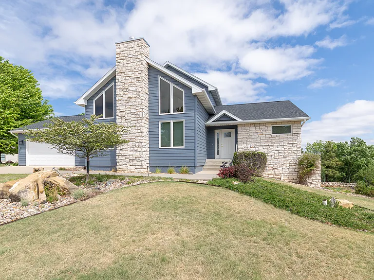 1132 Enchantment Rd — Photo 33