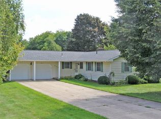 5315 Astronaut Dr, Fairview, PA 16415