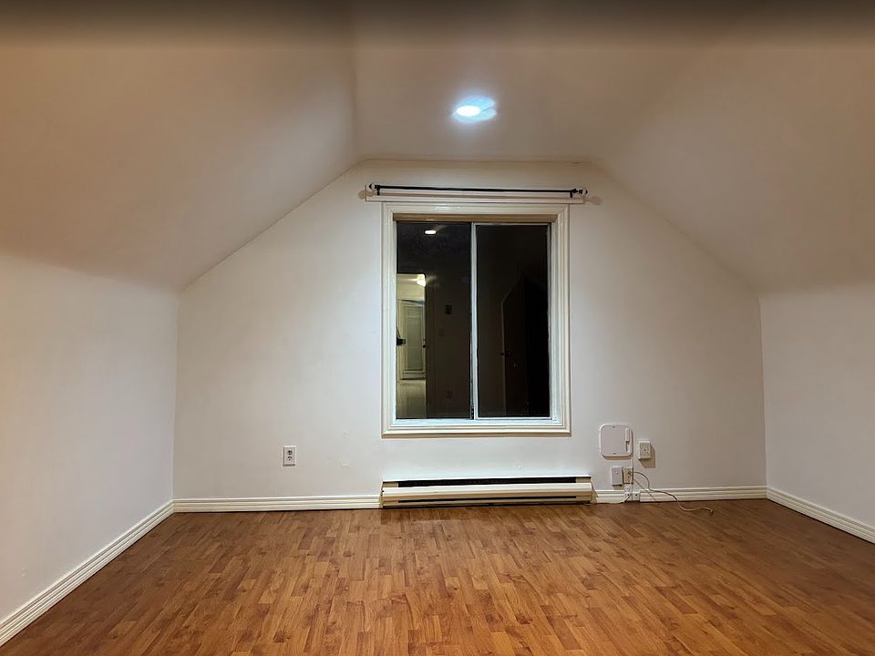 1st image of 870 W 19th Ave #2