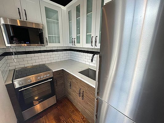 1st image of 702 Rogers Ave #3A