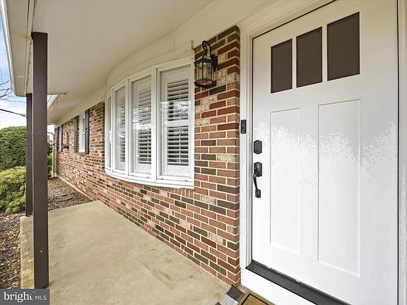 5th image of 13835 Northcrest Rd