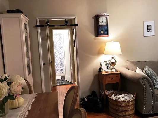 Rented by Prime Realty | media 12