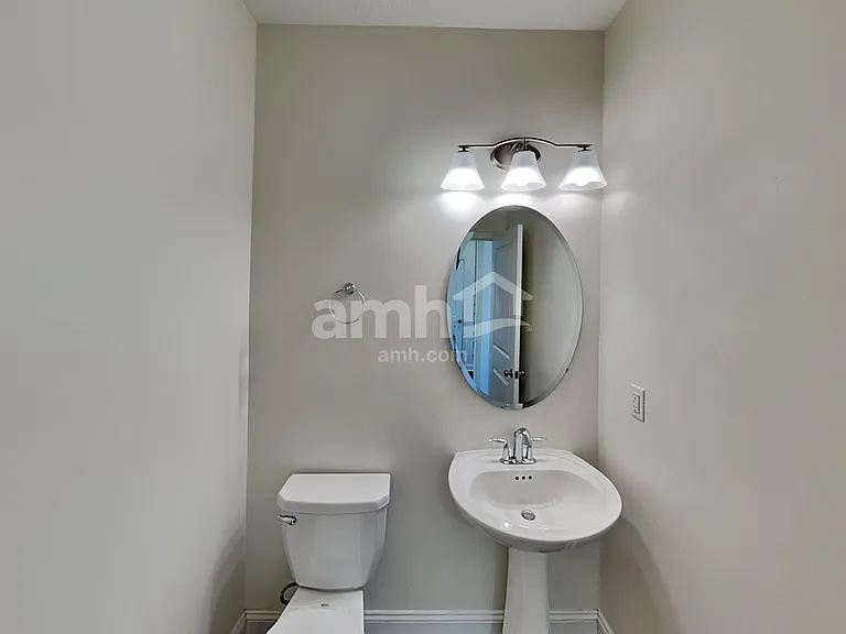 3234 Roundabout Dr — Photo 8