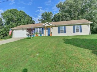 4726 Coker Dr, Flowery Branch, GA 30542