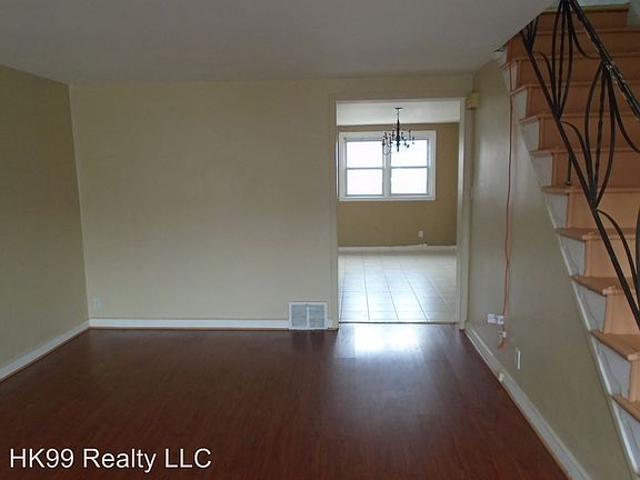 2nd image of 7114 Lynford St