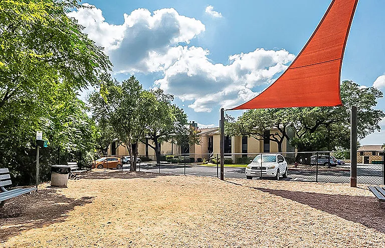 The Ridge Apartments — Photo 41