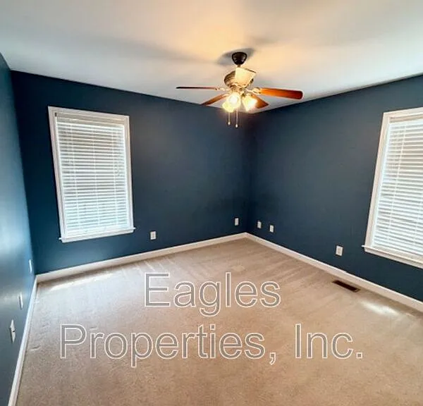 200 Myrna Dr — Photo 14