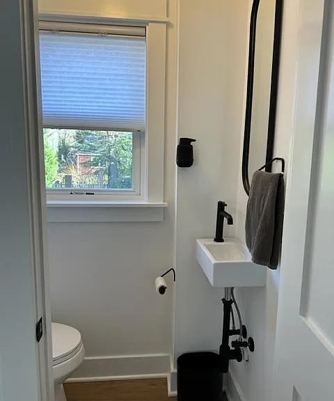 639 Wayne Ave — Photo 11