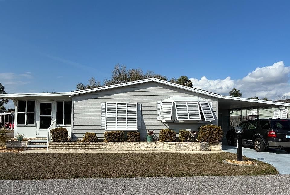 1st image of 746 BUTTERFIELD CIRCLE