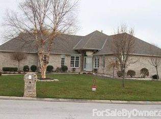 4728 Covington Ln, Quincy, IL 62305