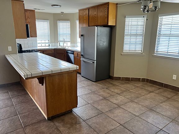 3rd image of 1322 San Simeon Dr