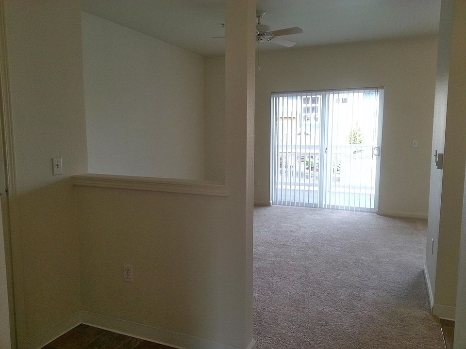1st image of 6002 188th Ln NE #1103