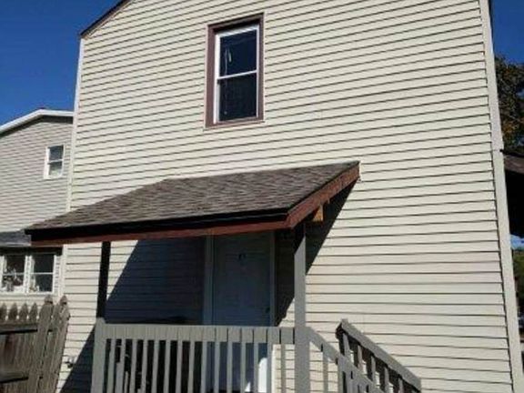 3rd image of 2777 Monroe Ave
