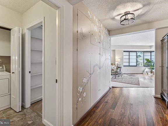3rd image of 5800 Nicholson Ln #1-507