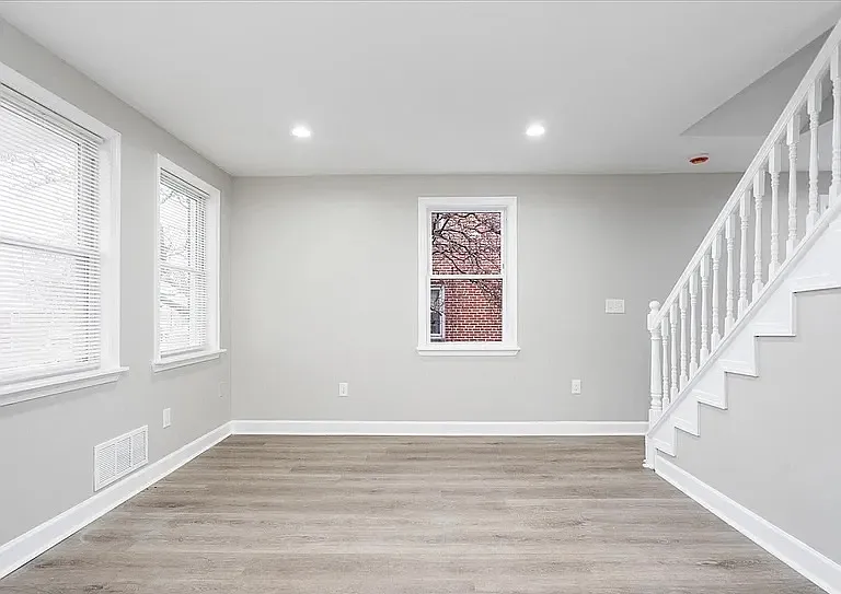 7137 Eastbrook Ave — Photo 9