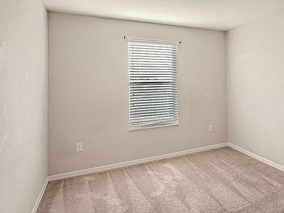 4th image of 27000 Desert Willow Way