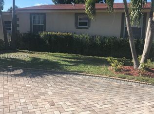 3389 Artesian Dr, Lake Worth, FL 33462