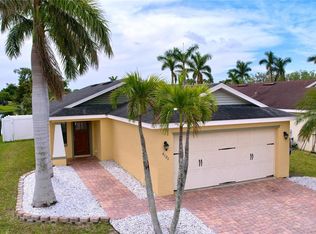 4826 San Ortebello Dr, Bradenton, FL 34208