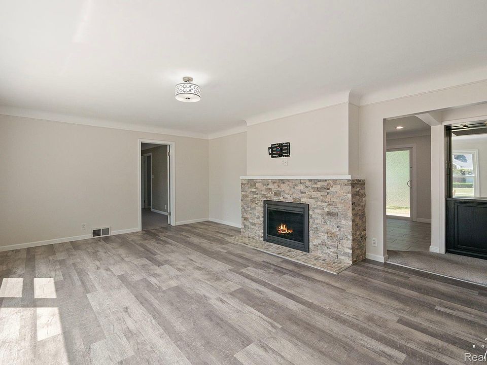 1160 Torrey Rd, photo 7