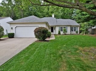 392 Armour Rd, Avon Lake, OH 44012