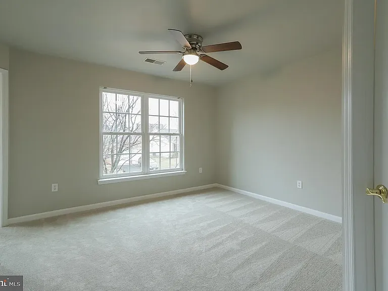564 Woodruff Ln — Photo 42