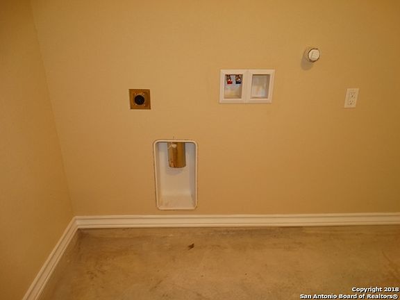 4th image of 7215 Golf Way