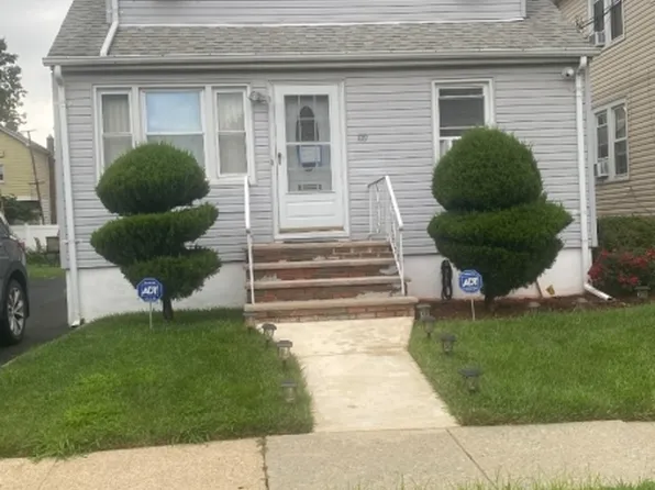 1119 E Blancke St, Linden City, NJ 07036