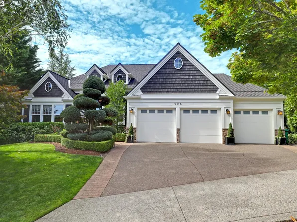 9116 NW McKenna Dr, Portland, OR 97229