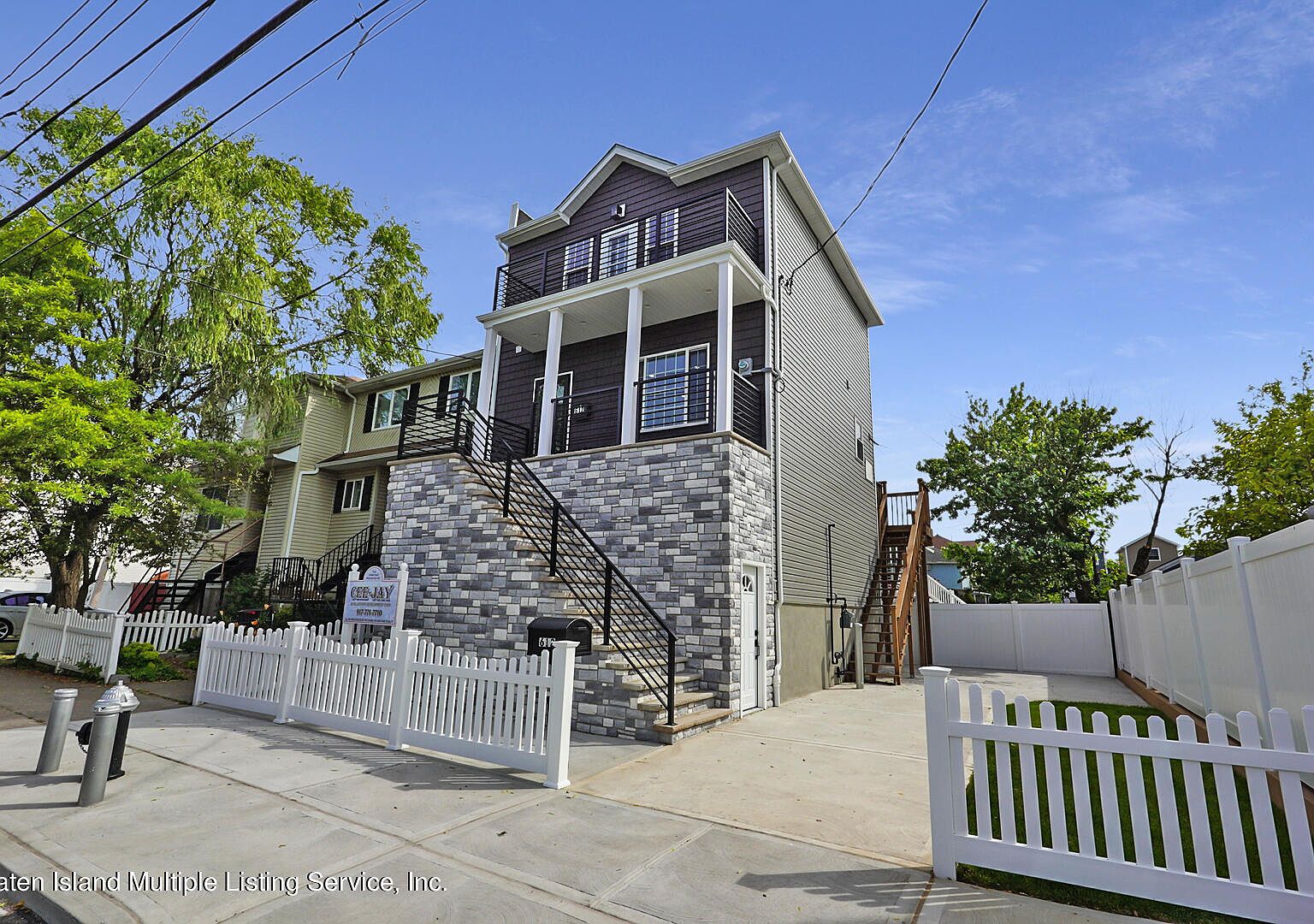 612 Hunter Ave, Staten Island, NY 10306 | Zillow