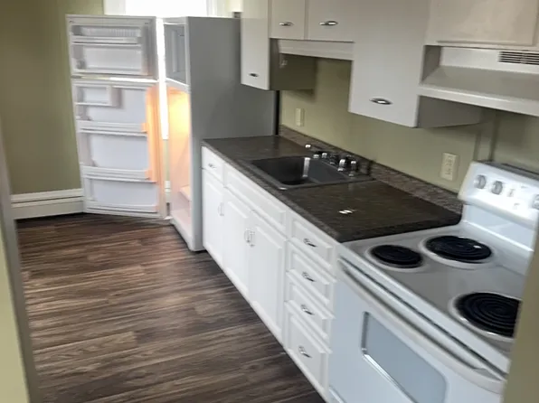 3 Mary St, Skowhegan, ME 04976
