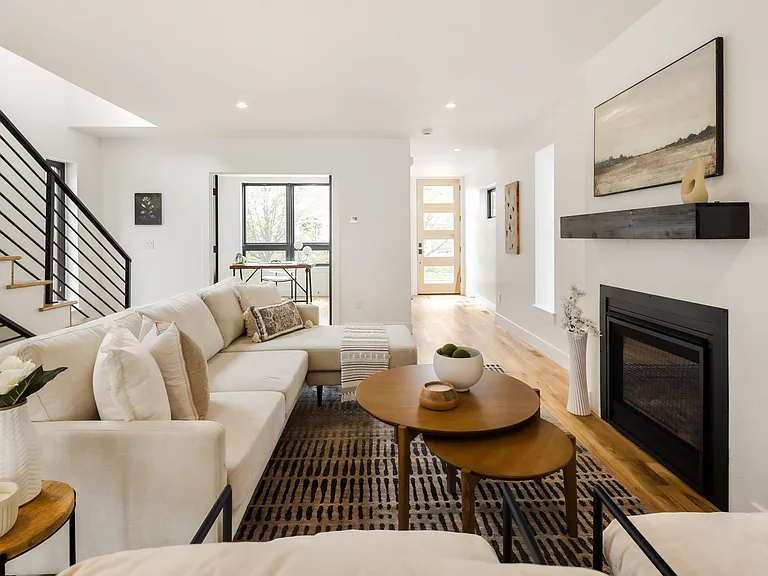 2280 S Bannock St — Photo 10