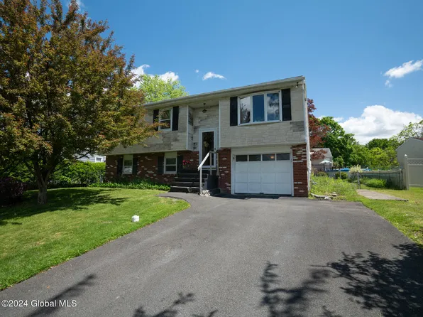 23 McDonald Drive, Cohoes, NY 12047