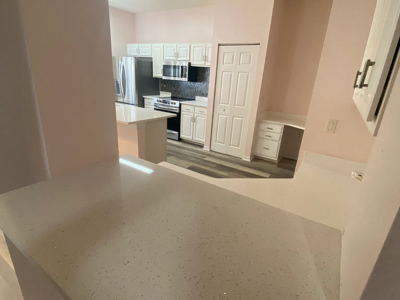 2 bed, 2.5 bath, 1380 sqft, $2,400 — Photo 3