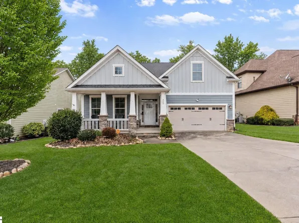 219 Chickadee Trl, Easley, SC 29642