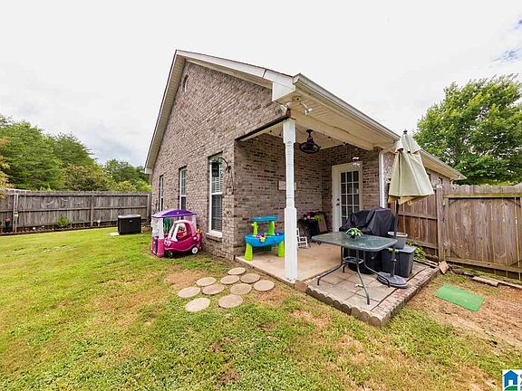 3rd image of 4725 Longmeadow Dr