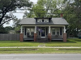 807 N Polk St, Rayne, LA 70578