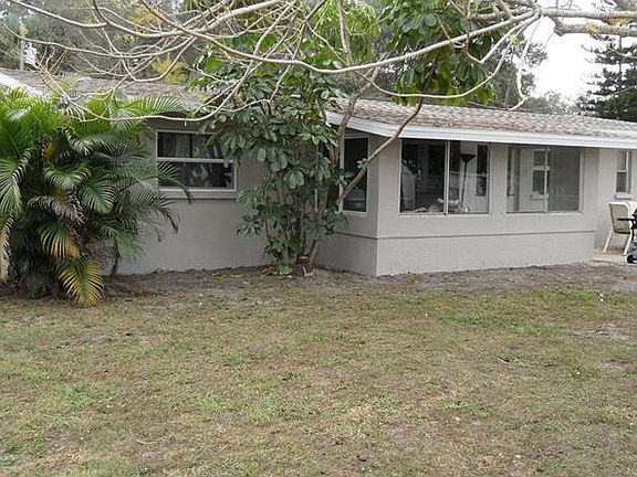 5th image of 4453 Beacon Dr