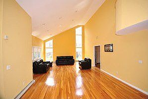 5th image of 500 Oakridge Ln
