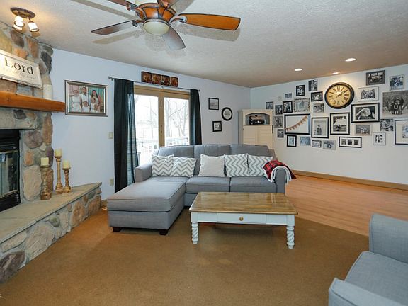 765 Woodlea Dr-104