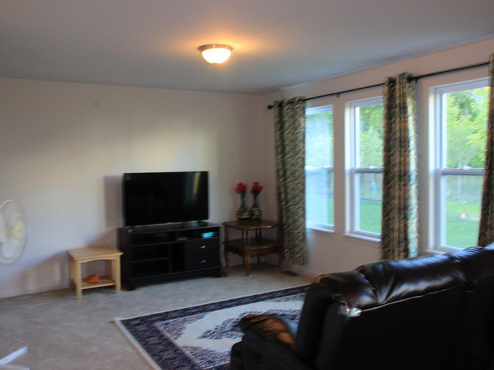 1st image of 4819 Paulina Dr