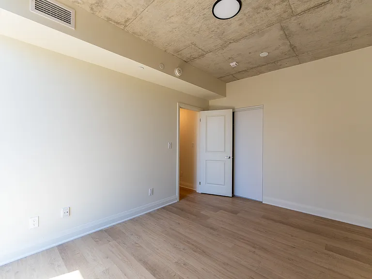 11 Robert St — Photo 6