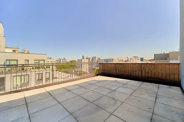 Rented by Living New York | media 8