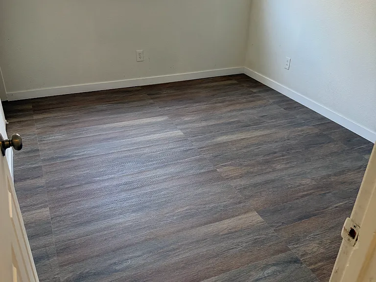 8613 Palomino Ranch St — Photo 23